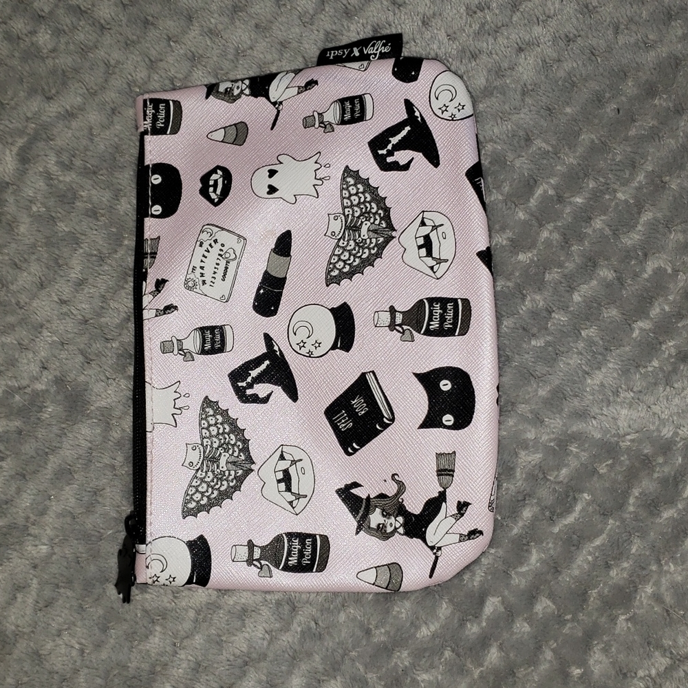 Coin purse (brand new)